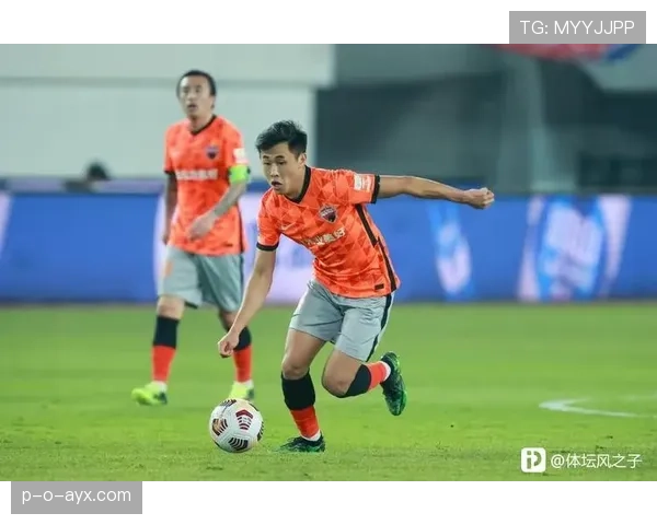 戴伟浚精准传球成战术关键,助力球队提升进攻灵活性 戴伟浚精准传球成战术关键,助力球队提升进攻灵活性