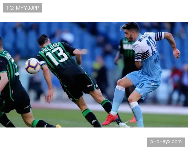 萨索洛防守体系革新：意甲赛场上的战术艺术与防守智慧