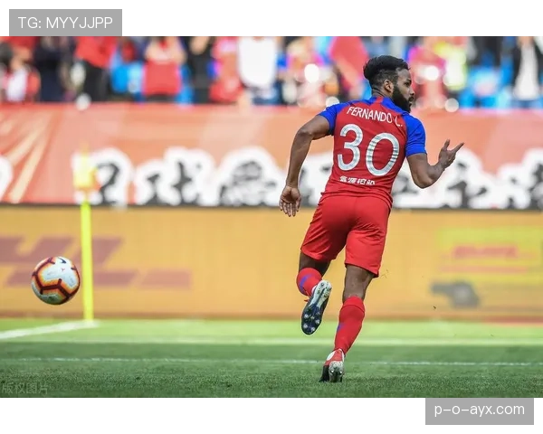 莱万特攻防均衡表现亮眼，新赛季前景引发广泛关注